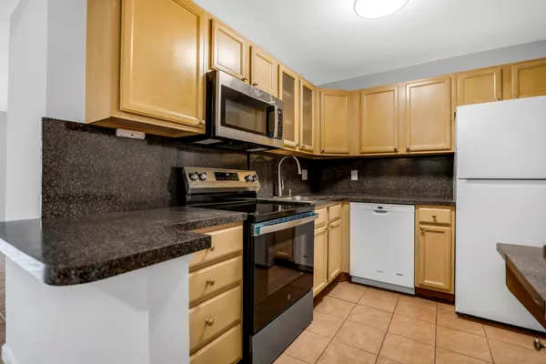 $2,250 | 490 Northwest 20th Street, Unit 1030, Boca Raton, FL 33431