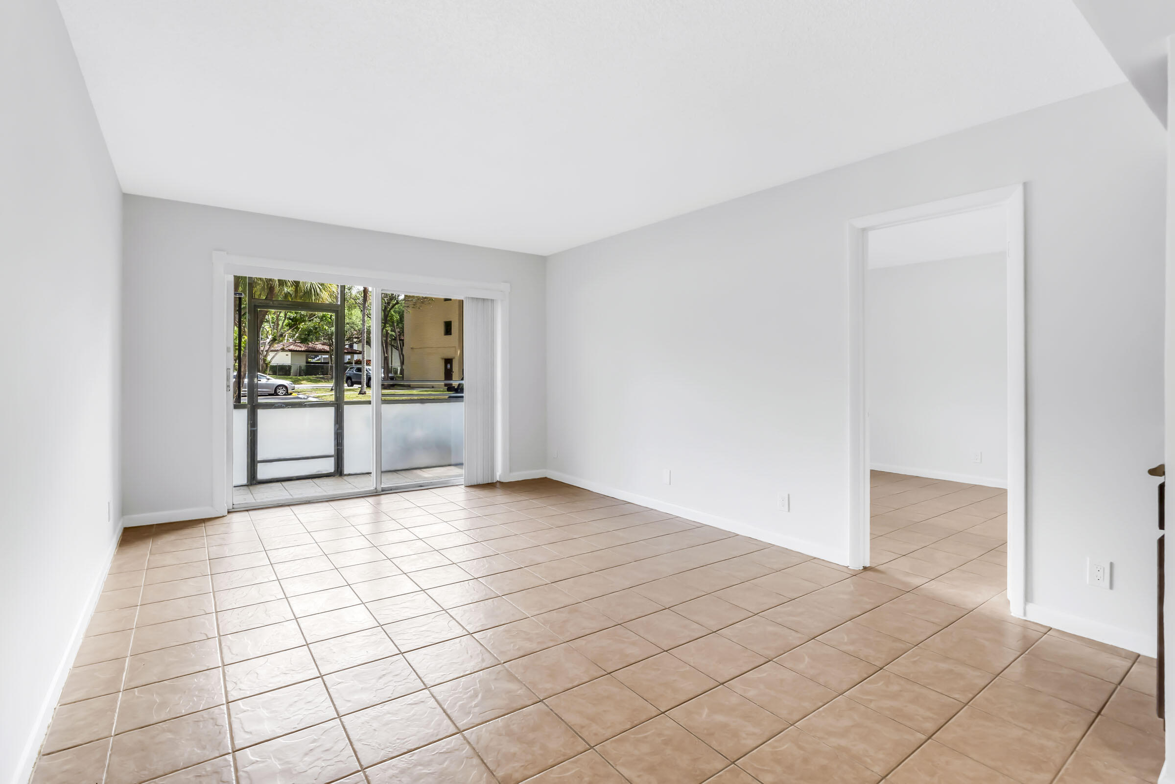 490 Northwest 20th Street, Unit 1030 Boca Raton, FL 33431 - Photo 8 of 18 Main Living Area