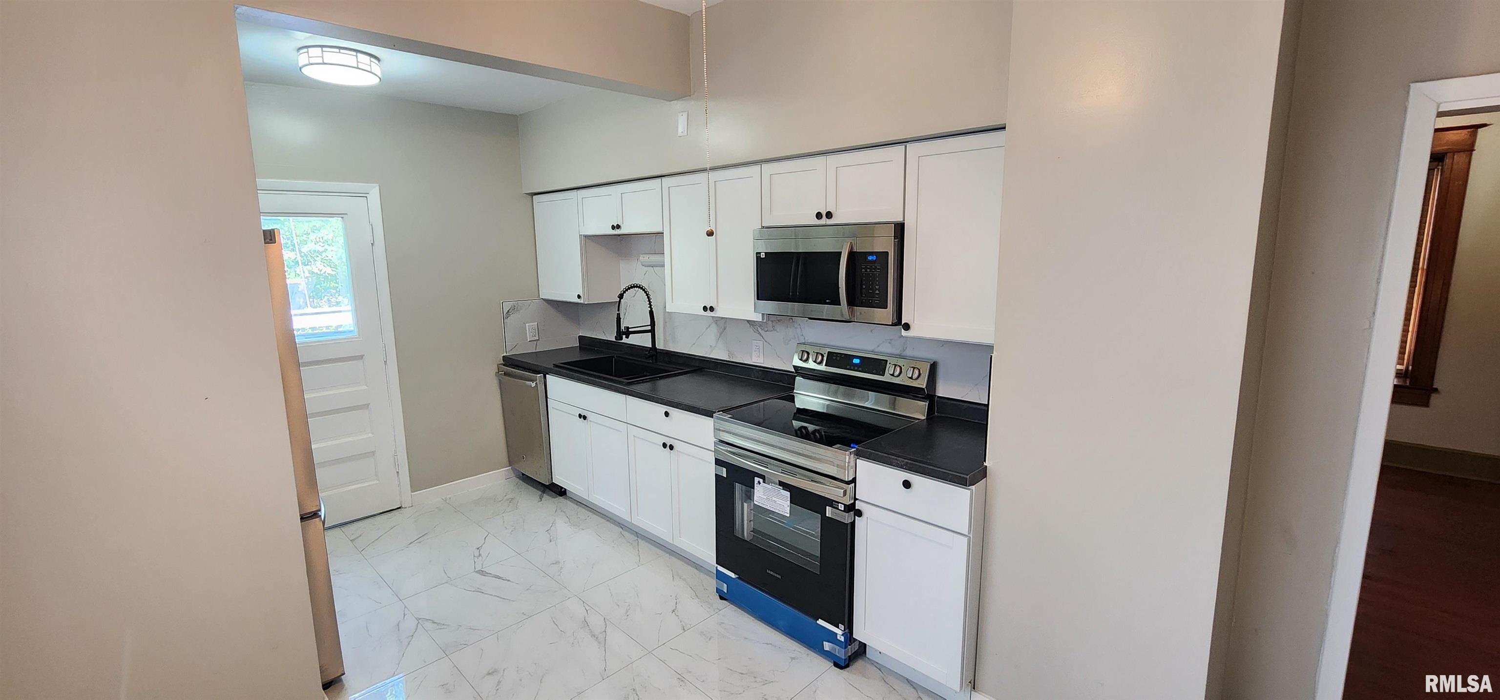 1427 South 4th Street Springfield, IL 62703 - Photo 21 of 40 Gallery Image 21