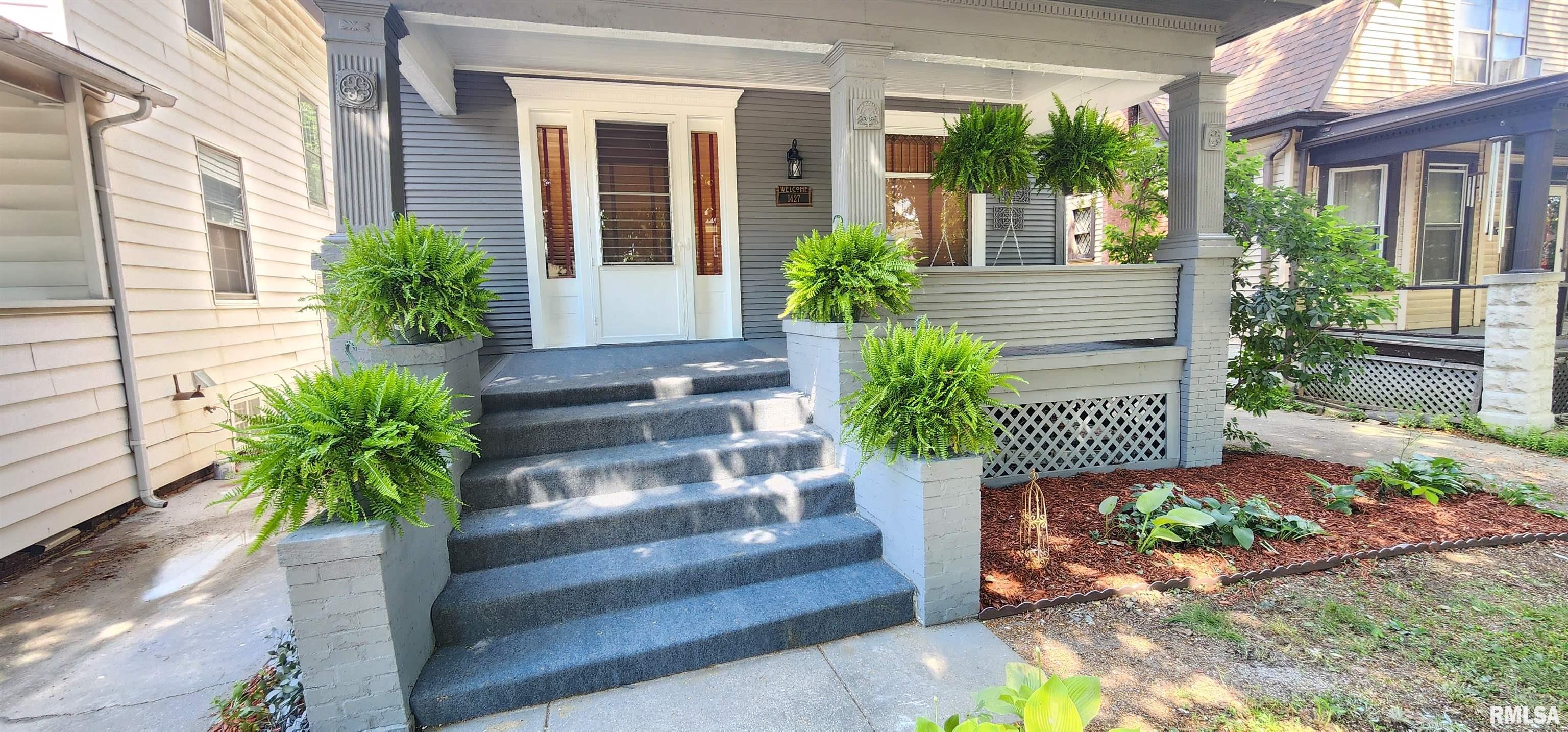 1427 South 4th Street Springfield, IL 62703 - Photo 3 of 40 Gallery Image 3