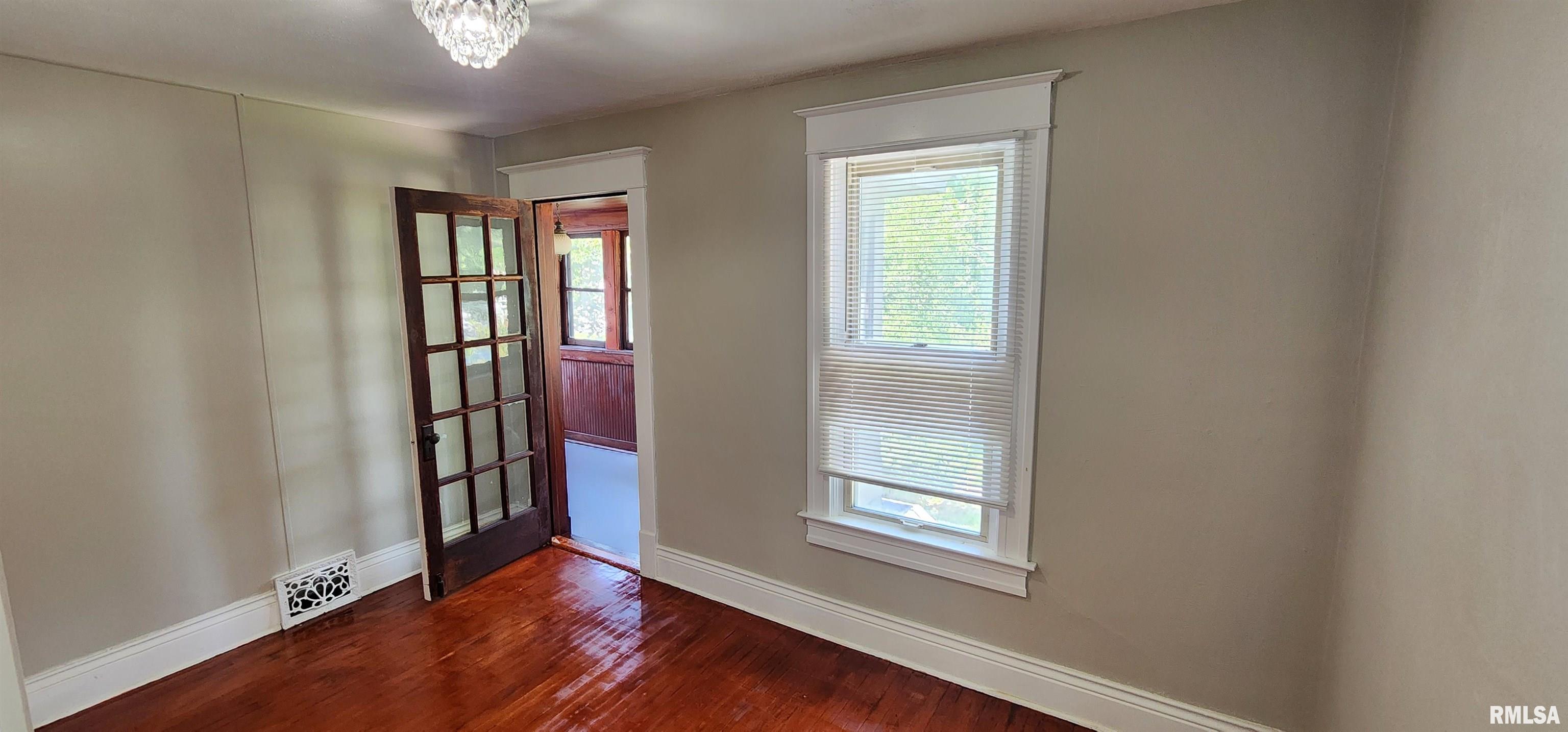 1427 South 4th Street Springfield, IL 62703 - Photo 32 of 40 Gallery Image 32