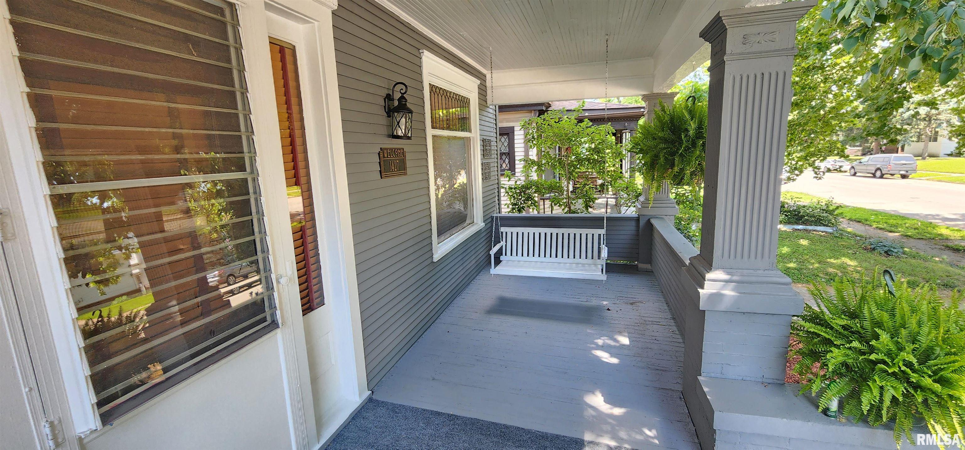 1427 South 4th Street Springfield, IL 62703 - Photo 4 of 40 Gallery Image 4