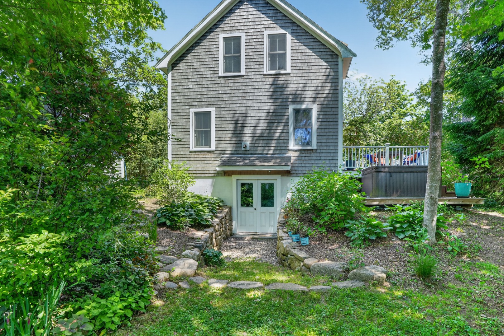 41 Cook Road Vineyard Haven, MA 02568 - Photo 27 of 33