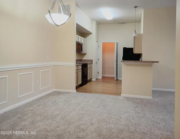 $1,200 | 6106 Maggies Circle, Unit 106, Jacksonville, FL 32244