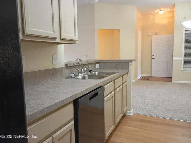 $1,200 | 6106 Maggies Circle, Unit 106, Jacksonville, FL 32244