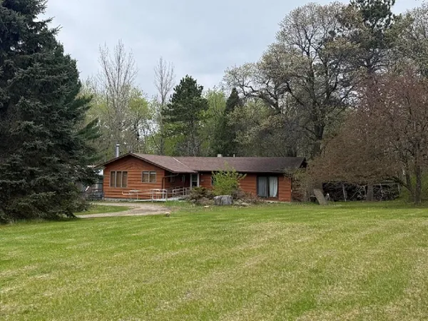 $189,900 | 21918 County 2, Nevis, MN 56467