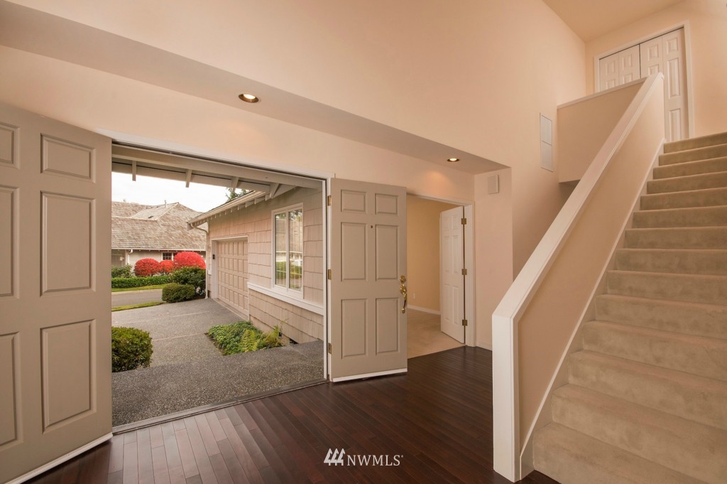 5556 Canvasback Road, Unit 8 Blaine, WA 98230 - Photo 4 of 25