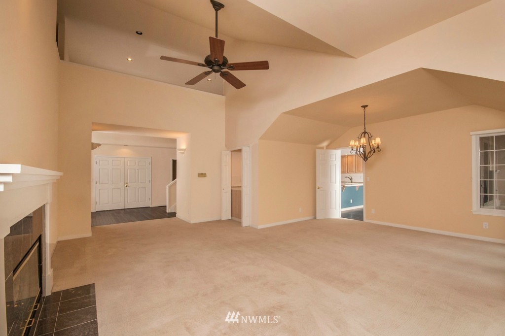 5556 Canvasback Road, Unit 8 Blaine, WA 98230 - Photo 8 of 25