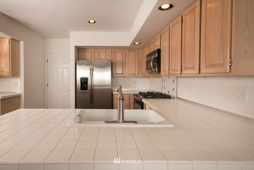 5556 Canvasback Road, Unit 8 Blaine, WA 98230 - Photo 10 of 25