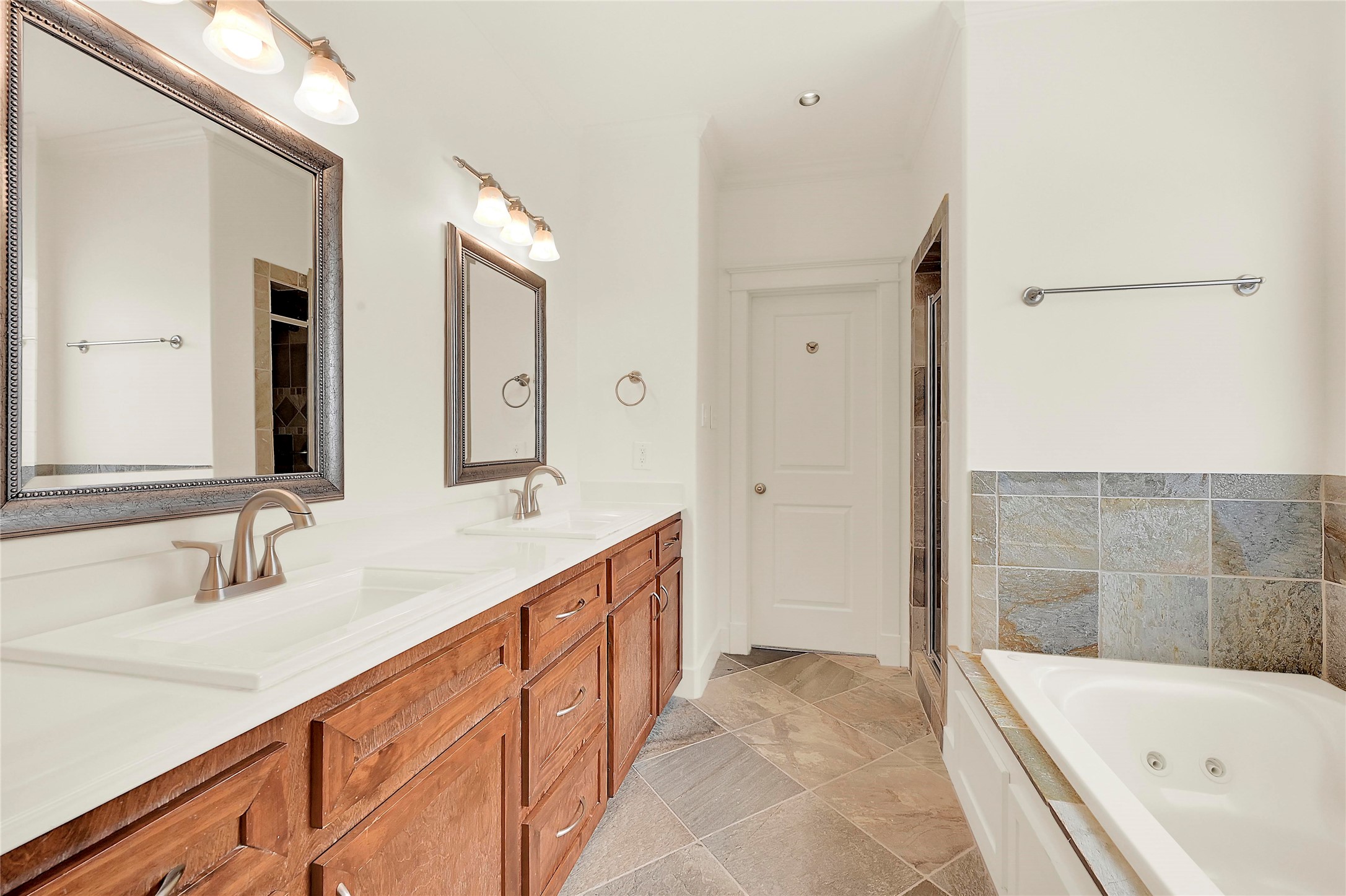 4418 Edsee Street Houston, TX 77009 - Photo 19 of 28 With dual vanities, you don't have to share!