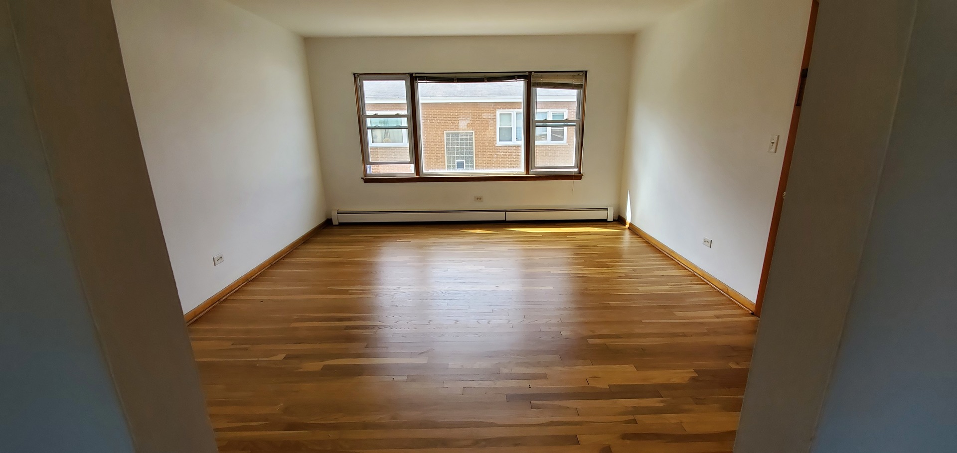 606 Iowa Avenue Addison, IL 60101 - Photo 11 of 20