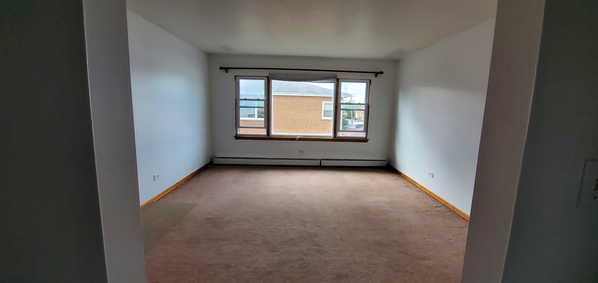 606 Iowa Avenue Addison, IL 60101 - Photo 14 of 20