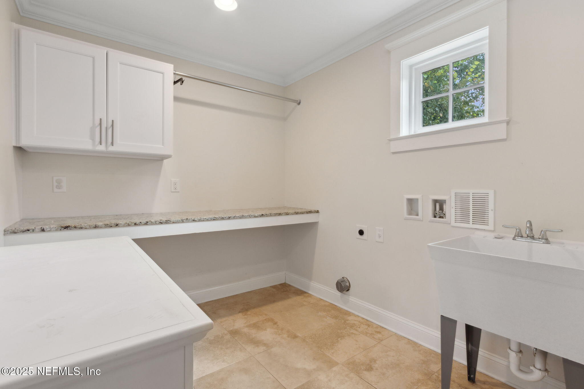 4441 Country Club Road Jacksonville, FL 32210 - Photo 44 of 55 Laundry