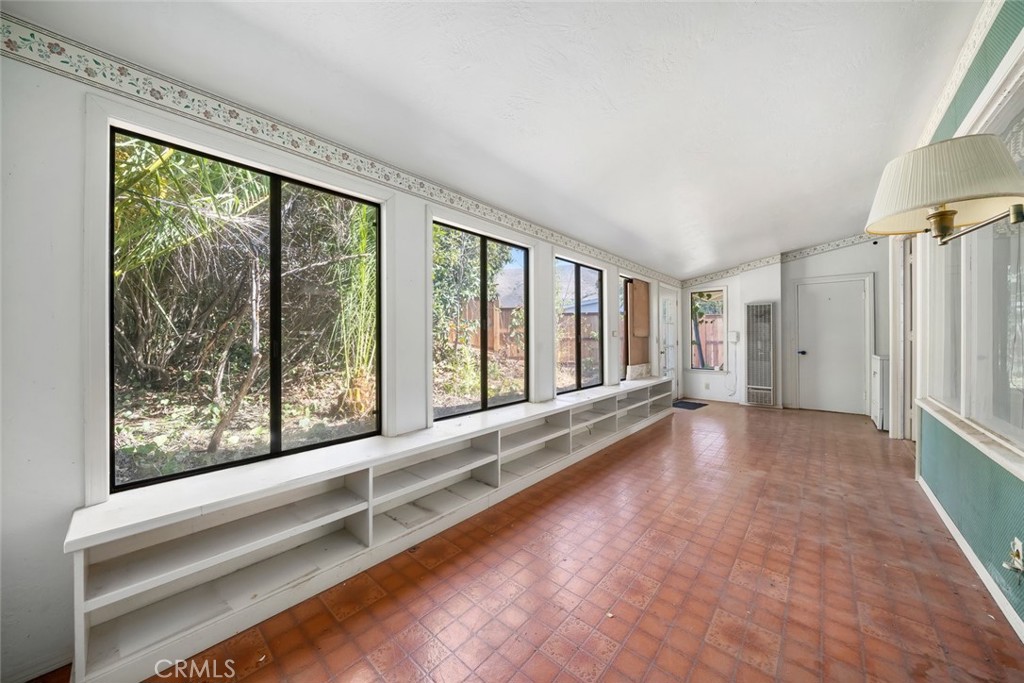 1178 San Carlos Drive San Luis Obispo, CA 93401 - Photo 11 of 32 a view of an empty room with a window
