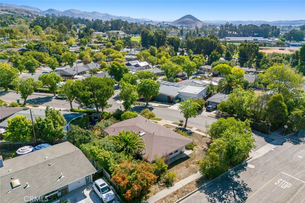 1178 San Carlos Drive San Luis Obispo, CA 93401 - Photo 32 of 32 an aerial view of a town with couple of houses