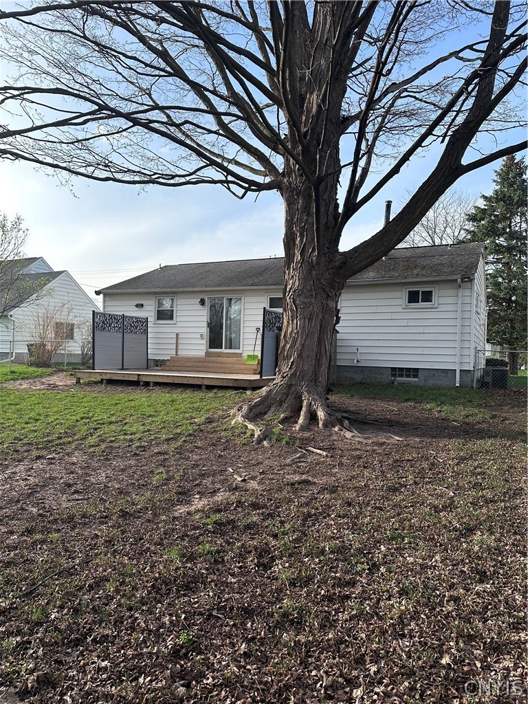205 Rita Drive Clay, NY 13212 - Photo 22 of 26