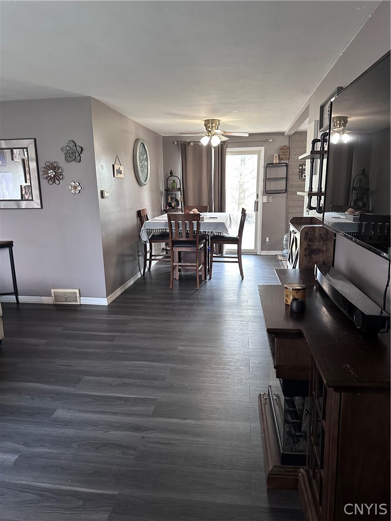 205 Rita Drive Clay, NY 13212 - Photo 5 of 26