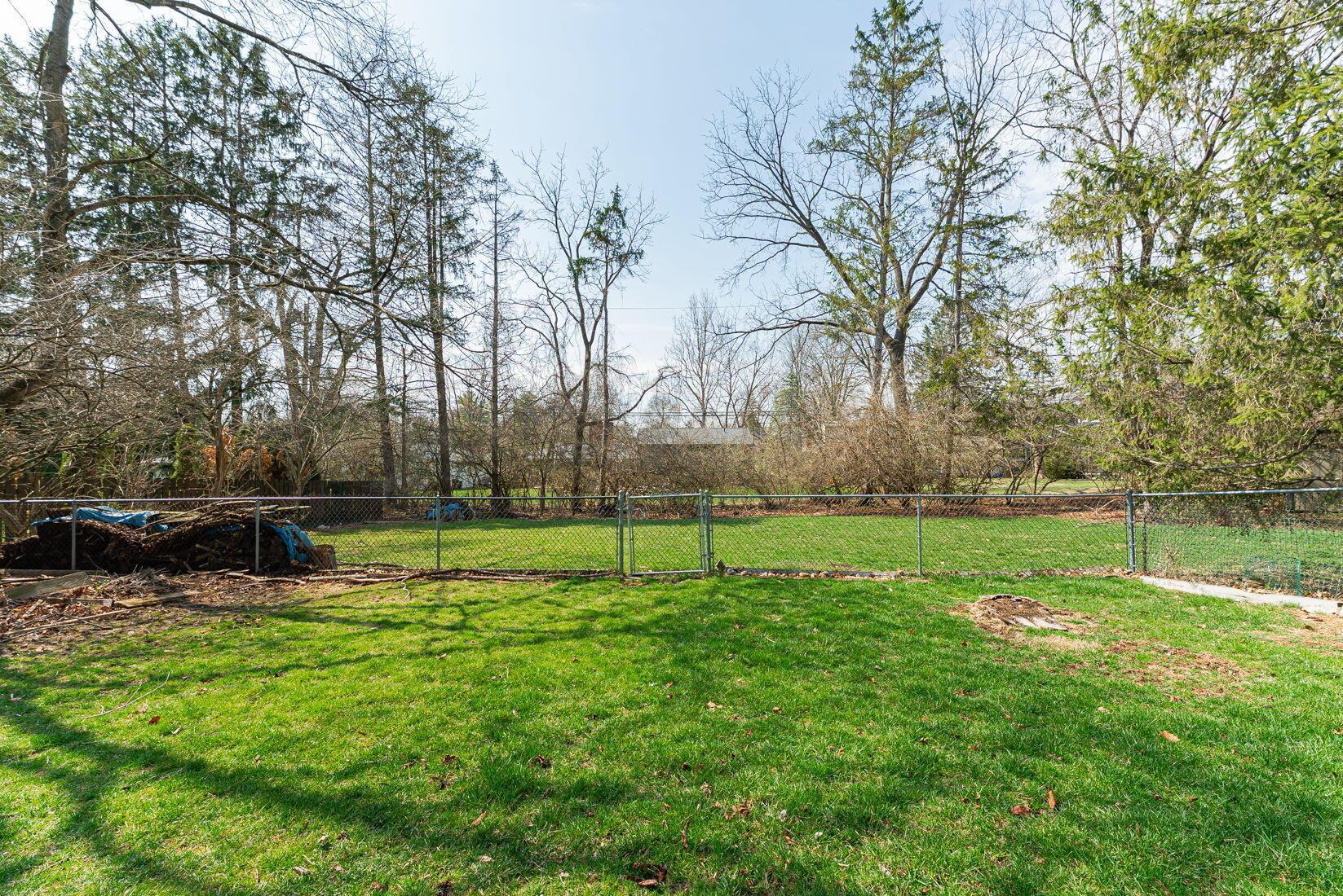 4161 Winfield Road Columbus, OH 43220 - Photo 31 of 39 Backyard