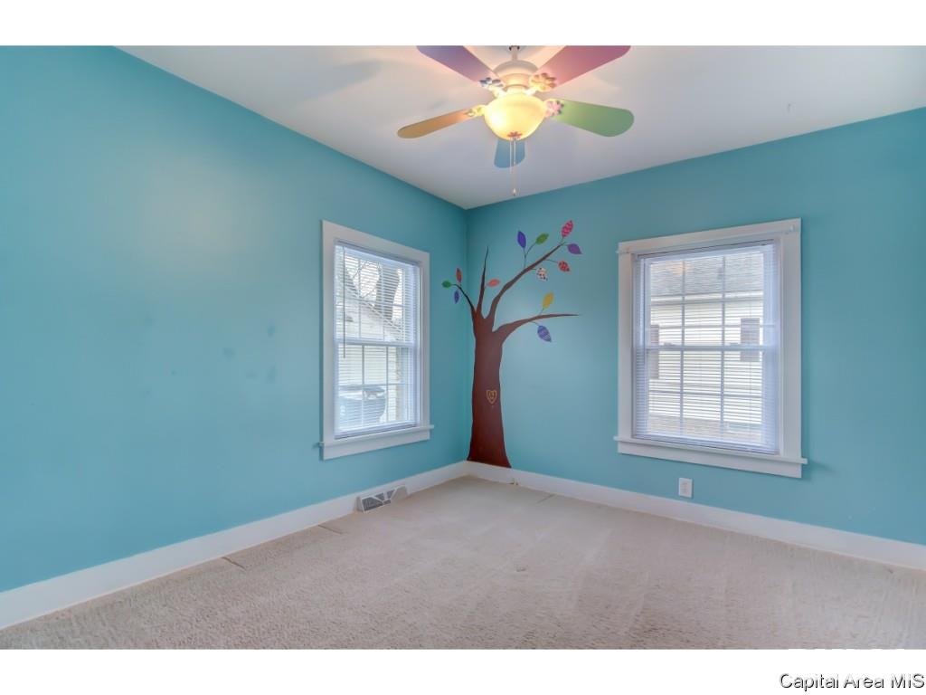 425 East Main Street Rochester, IL 62563 - Photo 16 of 35 Gallery Image 16
