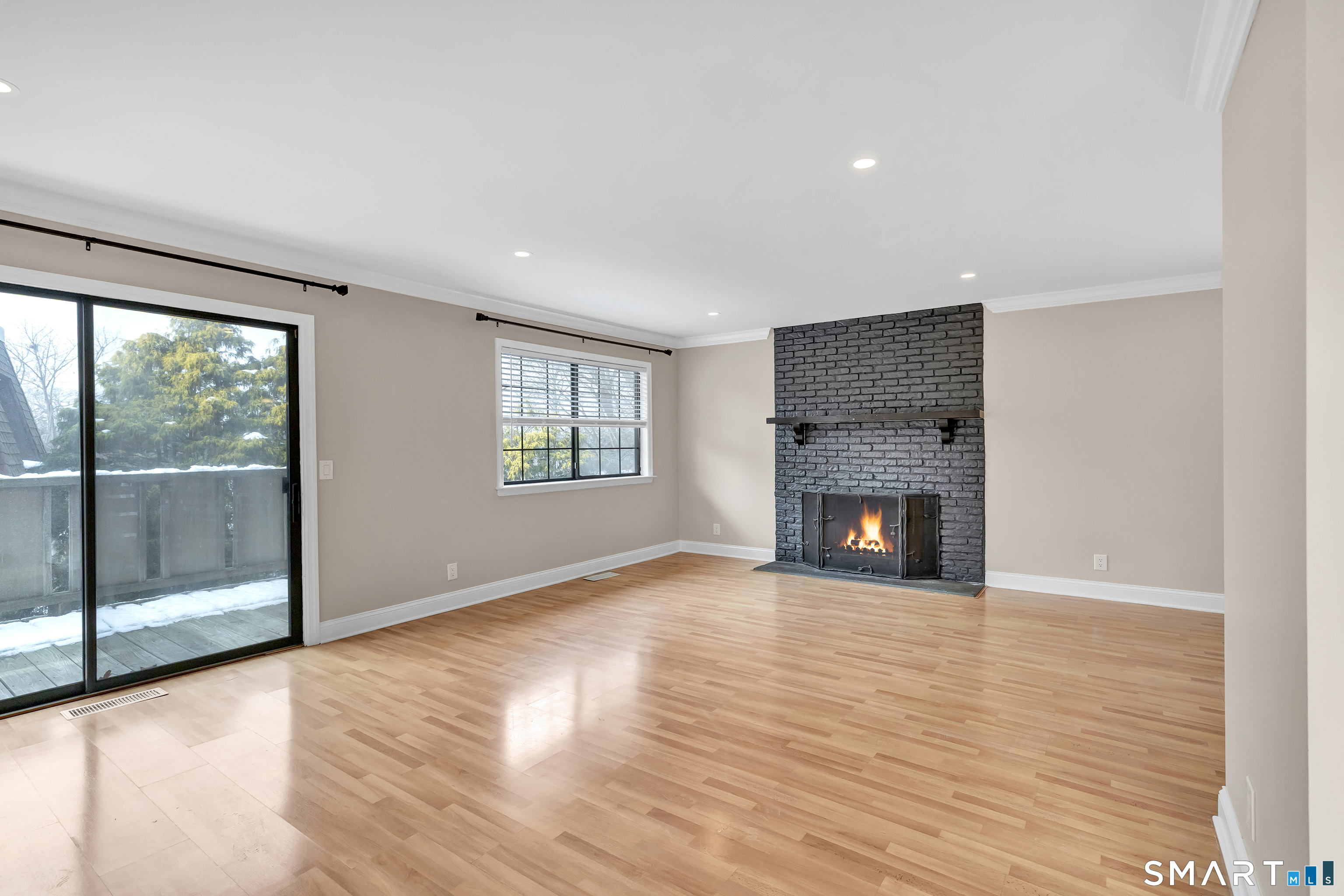 202 Soundview Avenue, Unit 60 Stamford, CT 06902 - Photo 4 of 35