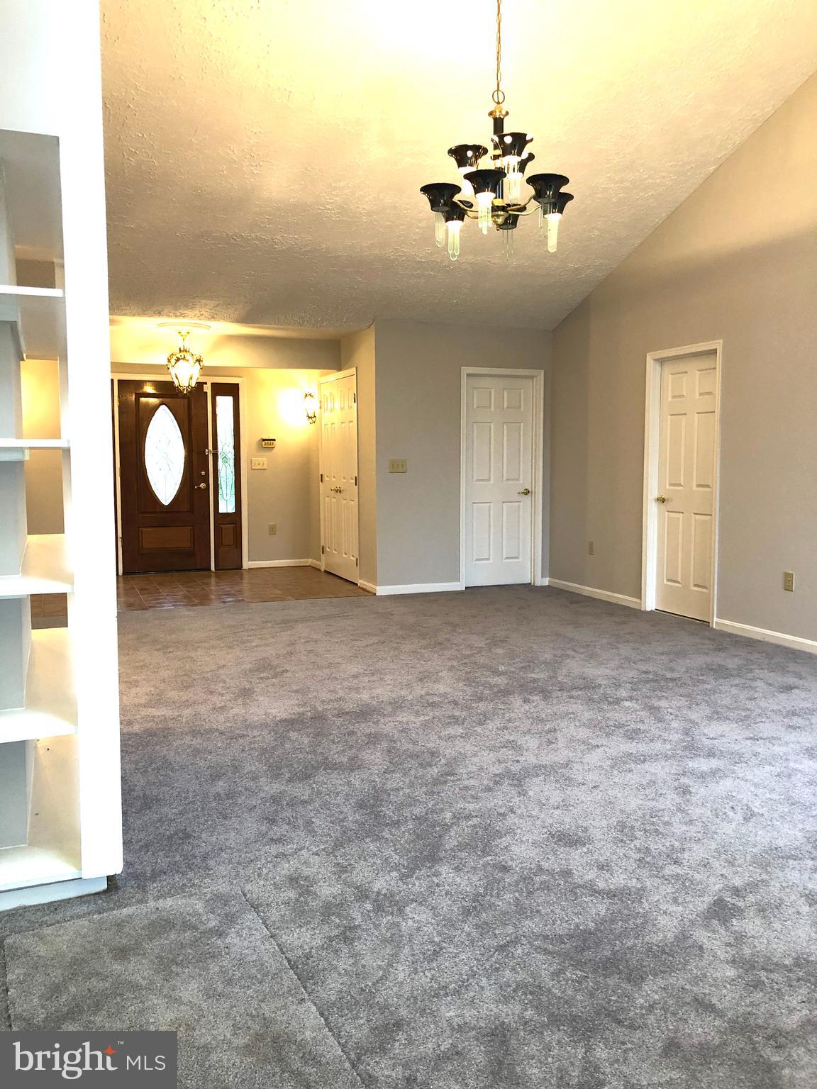 12491 Jesse Smith Road Mount Airy, MD 21771 - Photo 8 of 21 Gallery Image 8