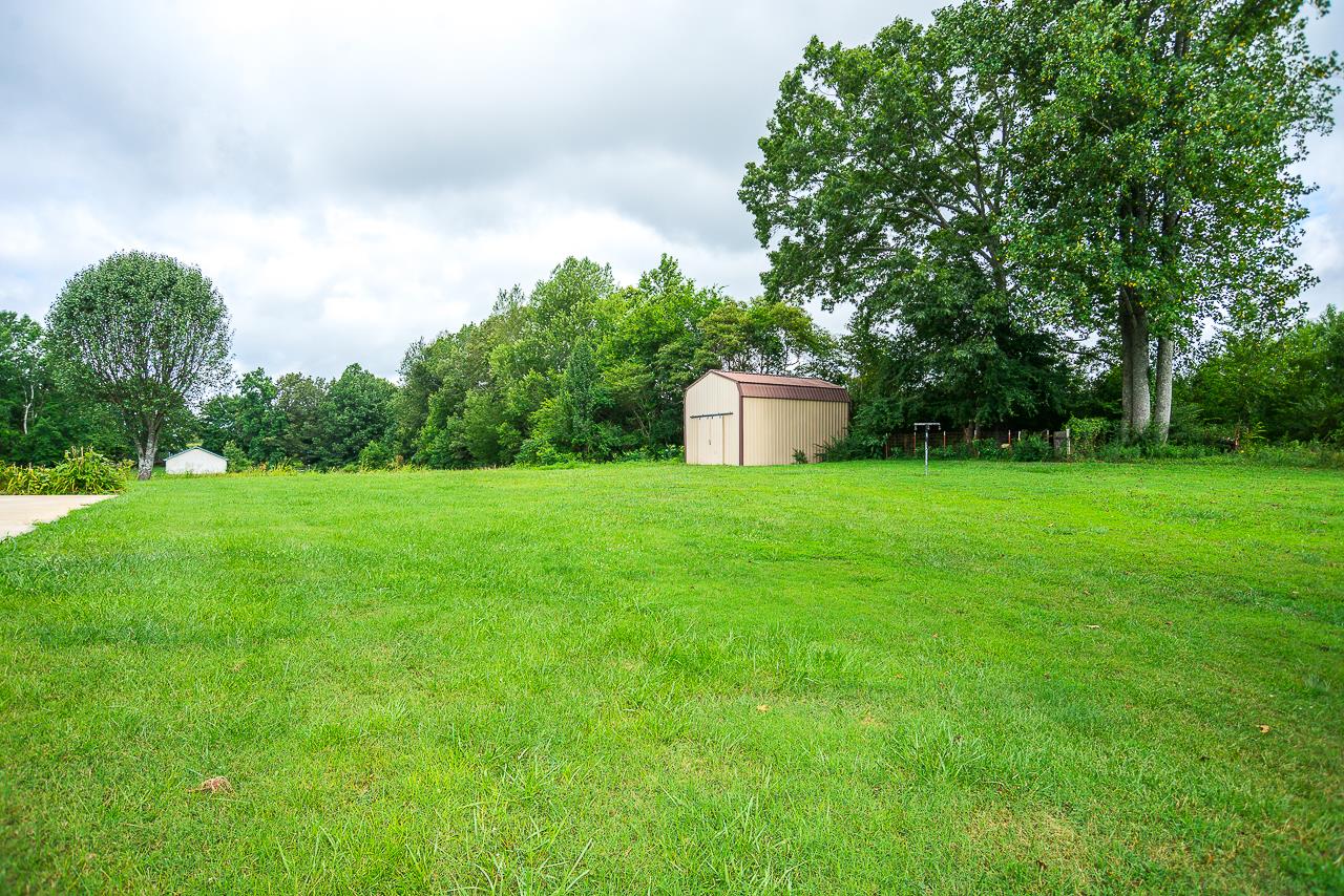 286 Howell Hill Road Kelso, TN 37348 - Photo 4 of 28