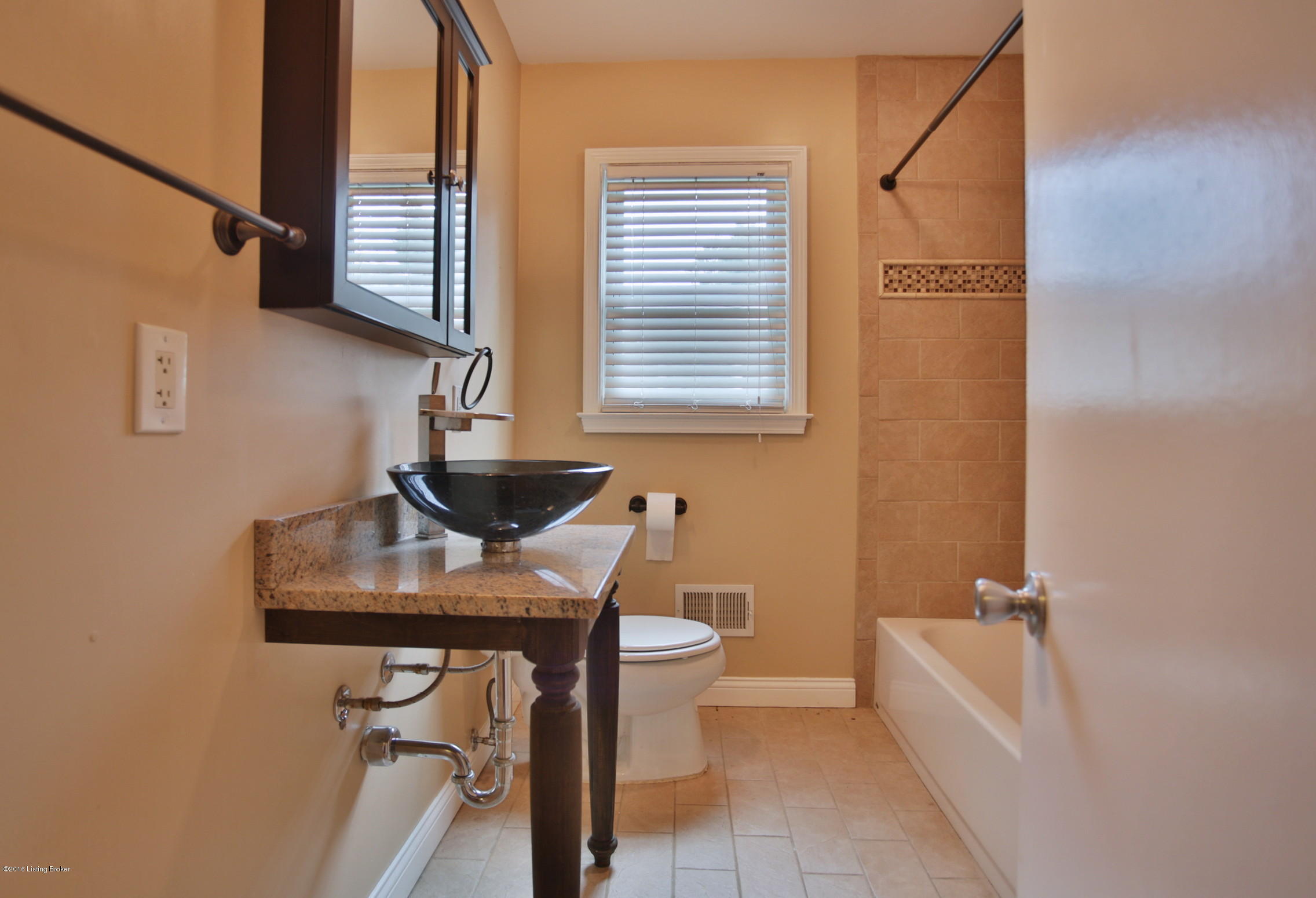 2312 Janlyn Road Louisville, KY 40299 - Photo 22 of 24 26