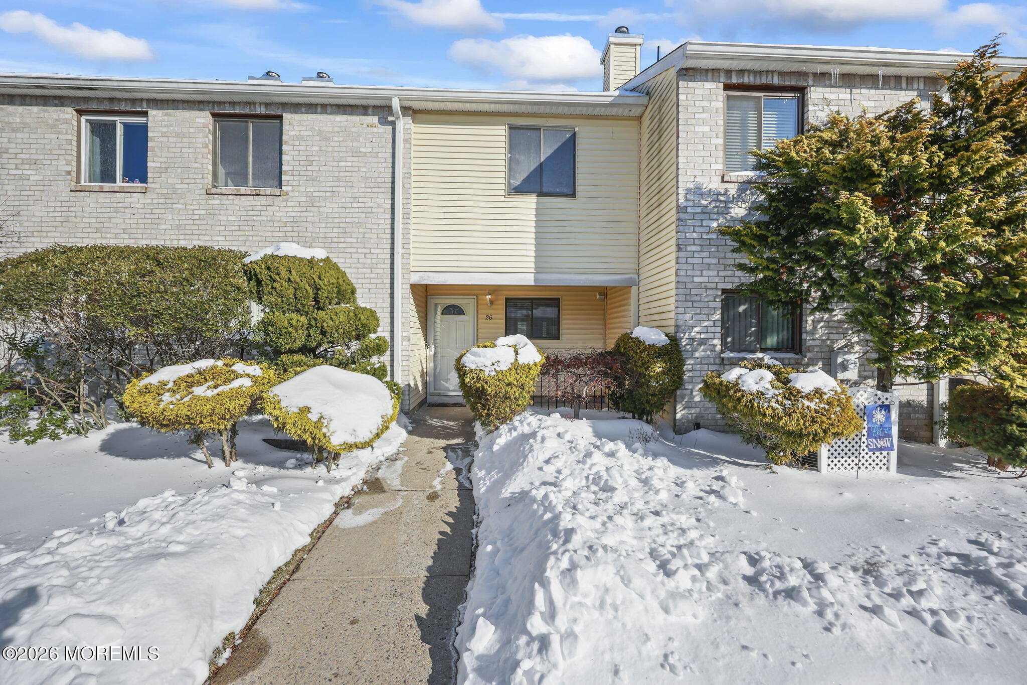 26 Front Court Old Bridge, NJ 08857 - Photo 2 of 45 2-web-or-mls-LPM_3290