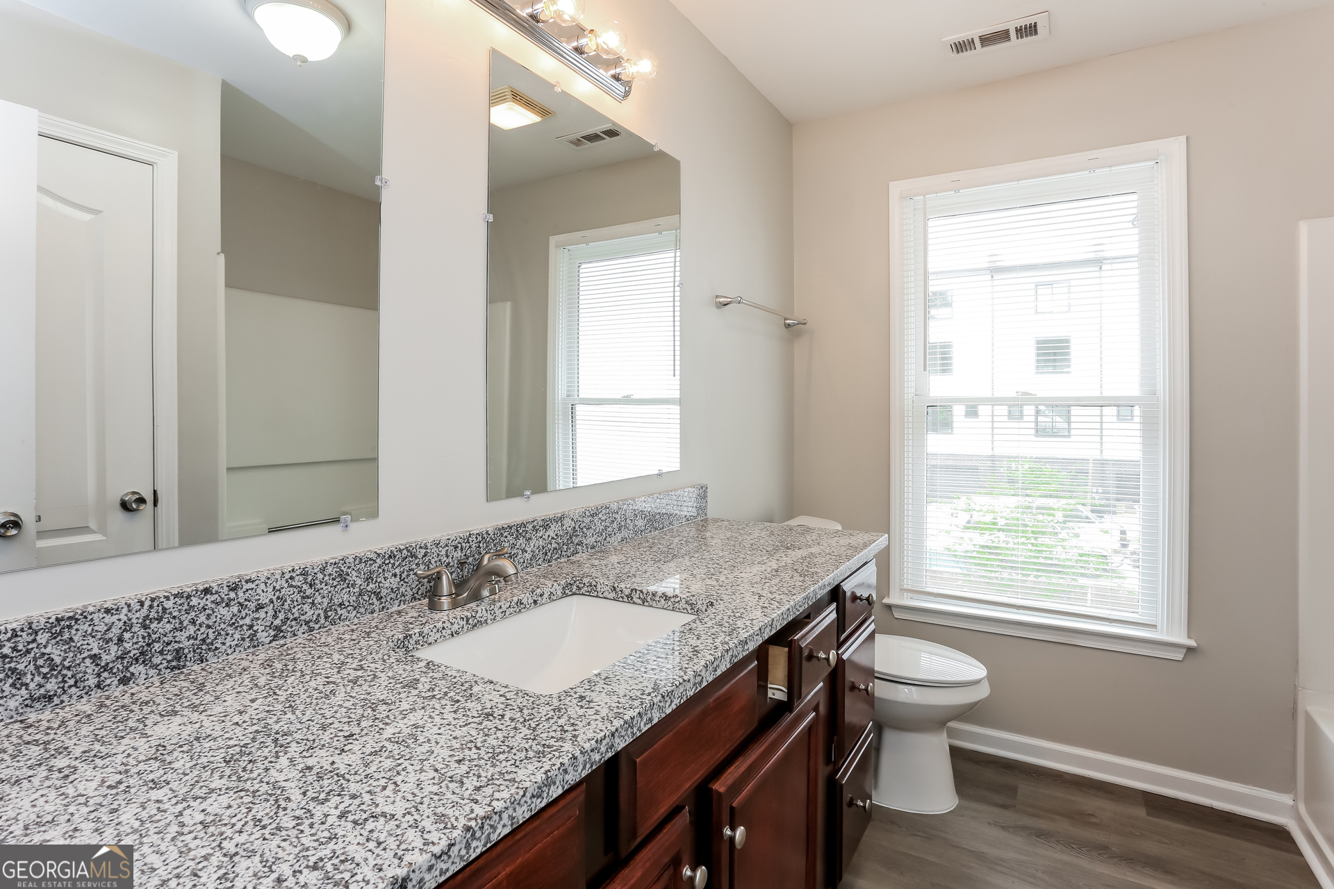 223 Bass Street Southwest Atlanta, GA 30315 - Photo 12 of 17