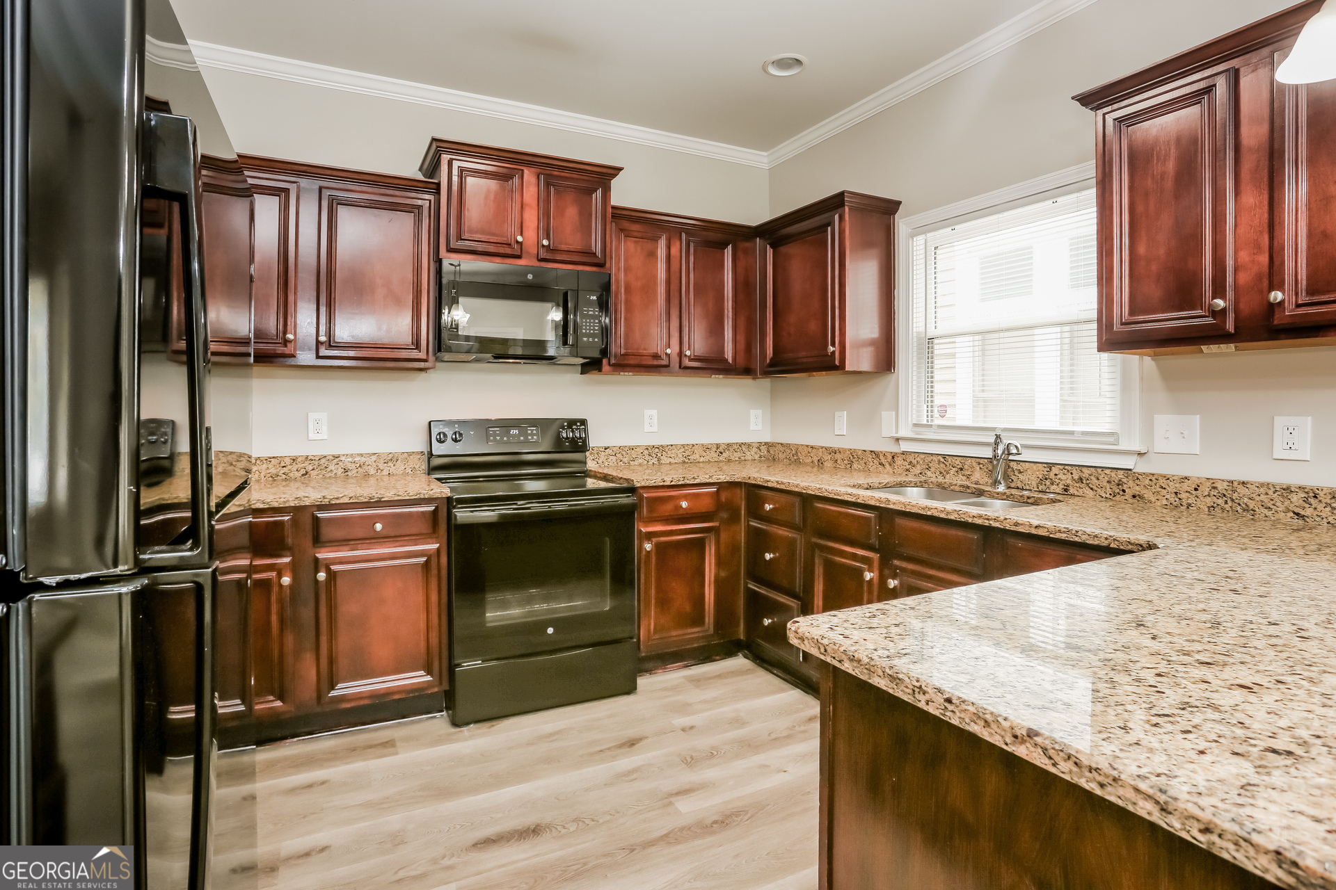 223 Bass Street Southwest Atlanta, GA 30315 - Photo 8 of 17