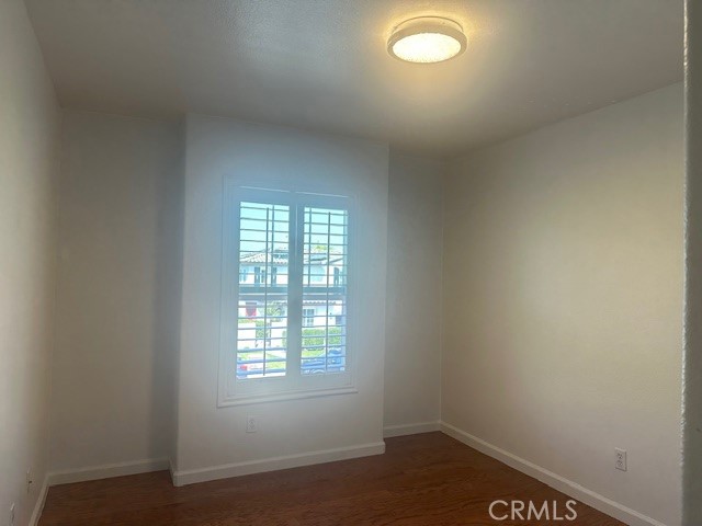 1427 Marble Canyon Way Chula Vista, CA 91915 - Photo 26 of 60 an empty room with a window