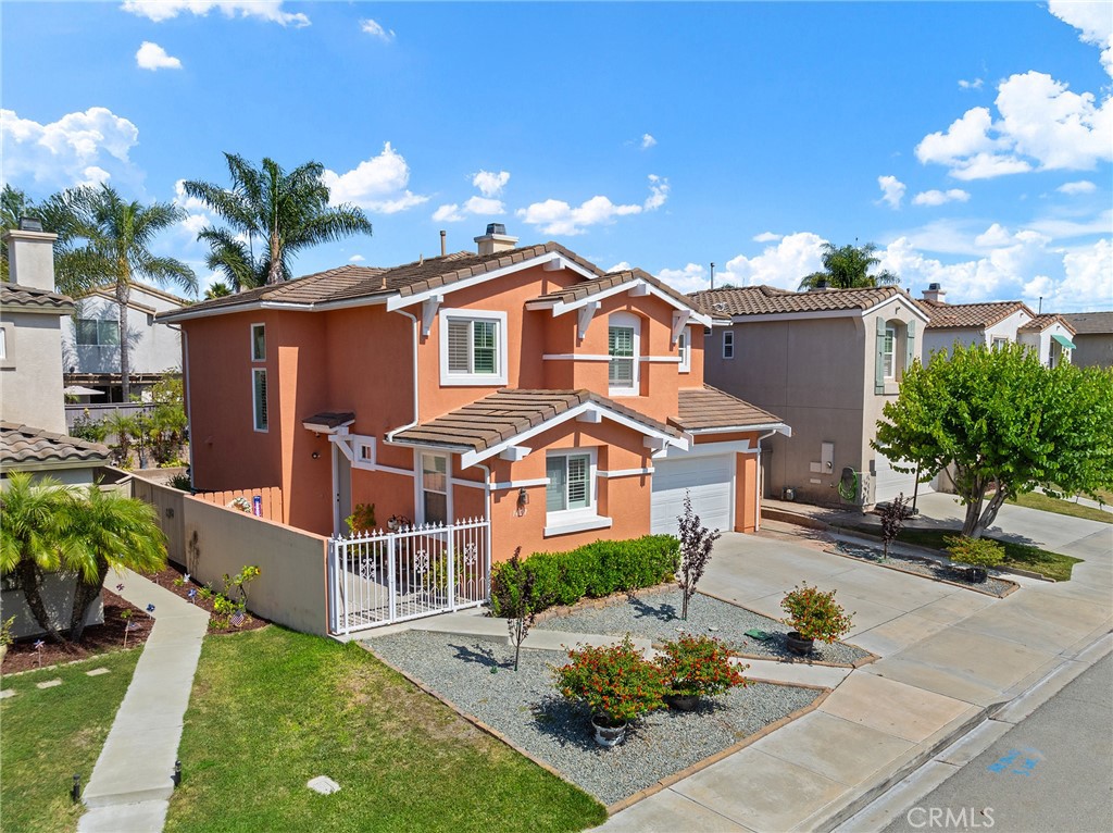 1427 Marble Canyon Way Chula Vista, CA 91915 - Photo 42 of 60 a view of a house with backyard and sitting area