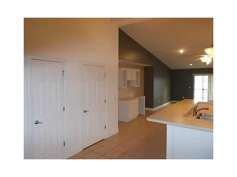 1145 West Bank Road, Unit 307 Celina, OH 45822 - Photo 4 of 10