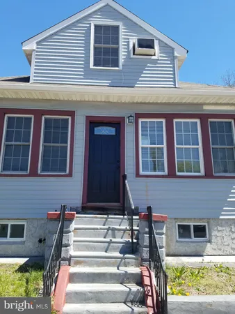 $2,550 | 650 North Black Horse Pike, Unit A, Runnemede, NJ 08078