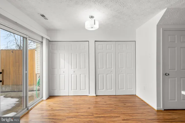 $363,900 | 18656 Winding Creek Place, Germantown, MD 20874