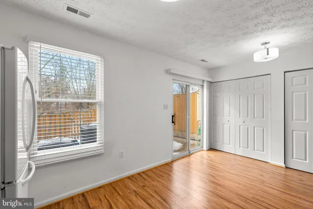 $363,900 | 18656 Winding Creek Place, Germantown, MD 20874