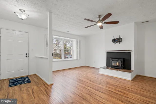 $363,900 | 18656 Winding Creek Place, Germantown, MD 20874