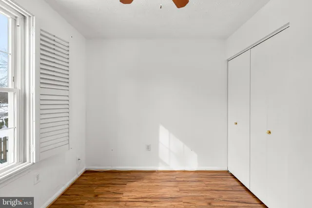 $363,900 | 18656 Winding Creek Place, Germantown, MD 20874