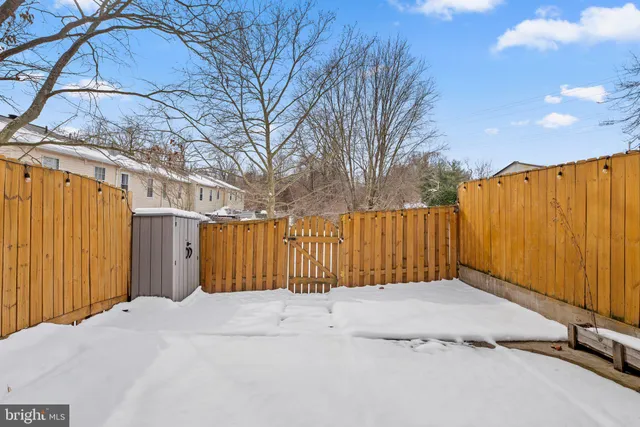 $363,900 | 18656 Winding Creek Place, Germantown, MD 20874