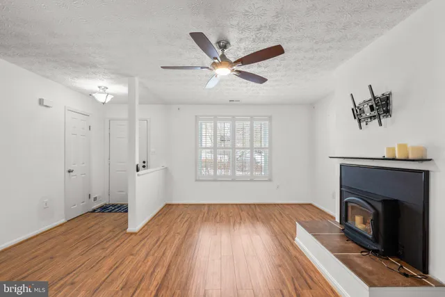 $363,900 | 18656 Winding Creek Place, Germantown, MD 20874