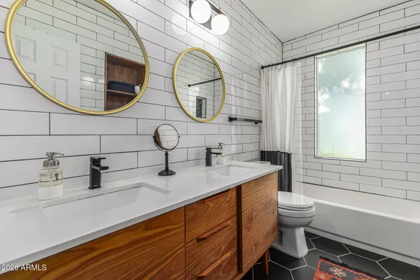 $615,000 | 5748 North 12th Place, Phoenix, AZ 85014