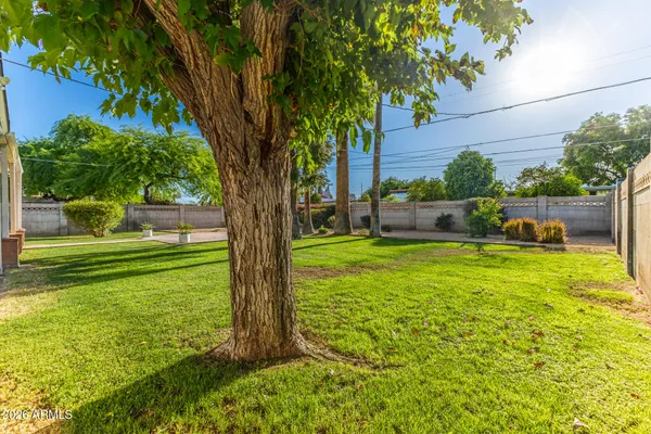 $615,000 | 5748 North 12th Place, Phoenix, AZ 85014