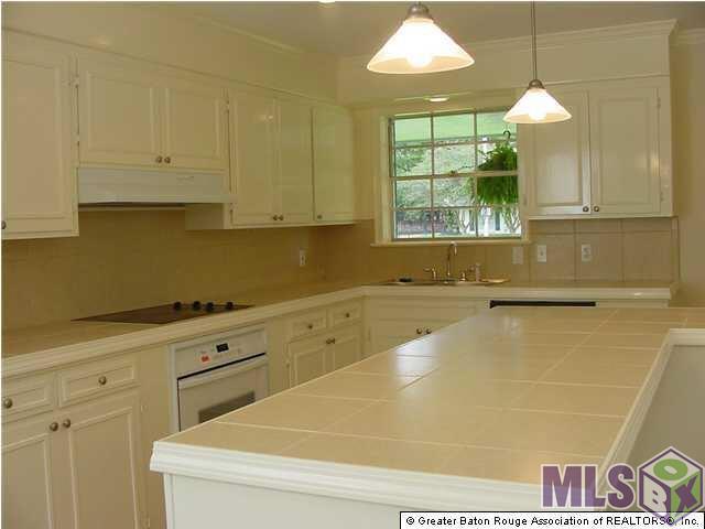 10566 Goodwood Boulevard Baton Rouge, LA 70815 - Photo 2 of 7