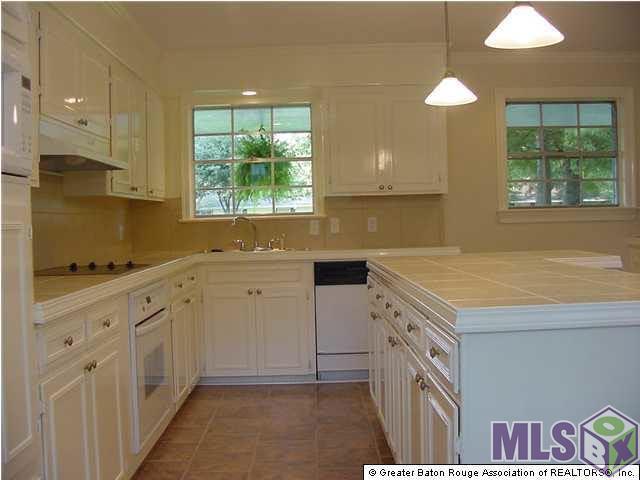 10566 Goodwood Boulevard Baton Rouge, LA 70815 - Photo 3 of 7