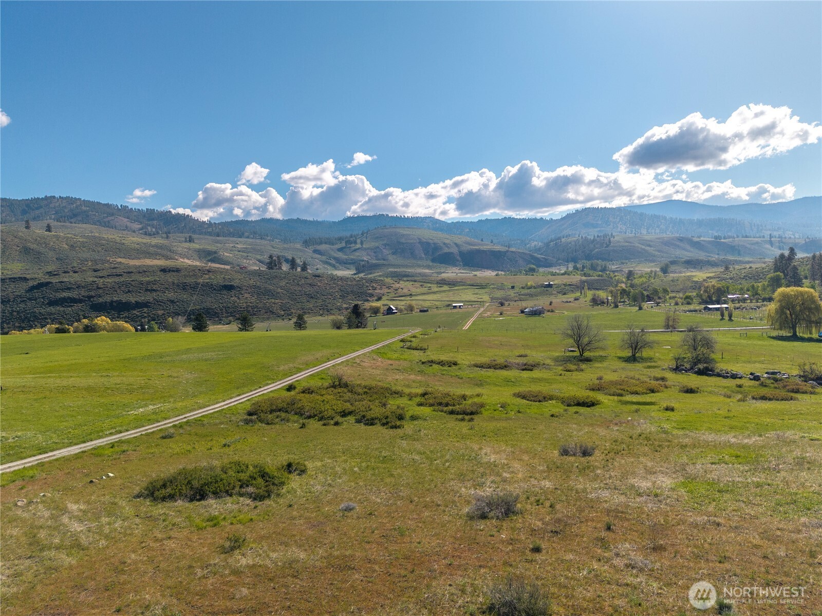 265 East Chewuch Road Winthrop, WA 98862 - Photo 12 of 28 Gallery Image 12