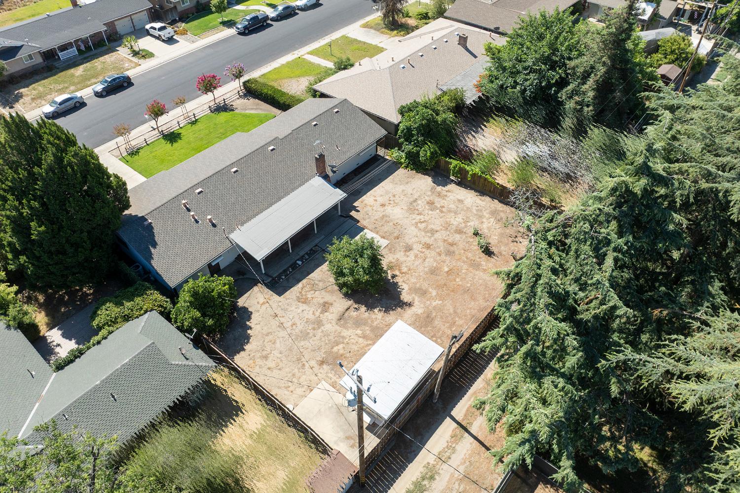 1317 Wallin Way Modesto, CA 95351 - Photo 6 of 76