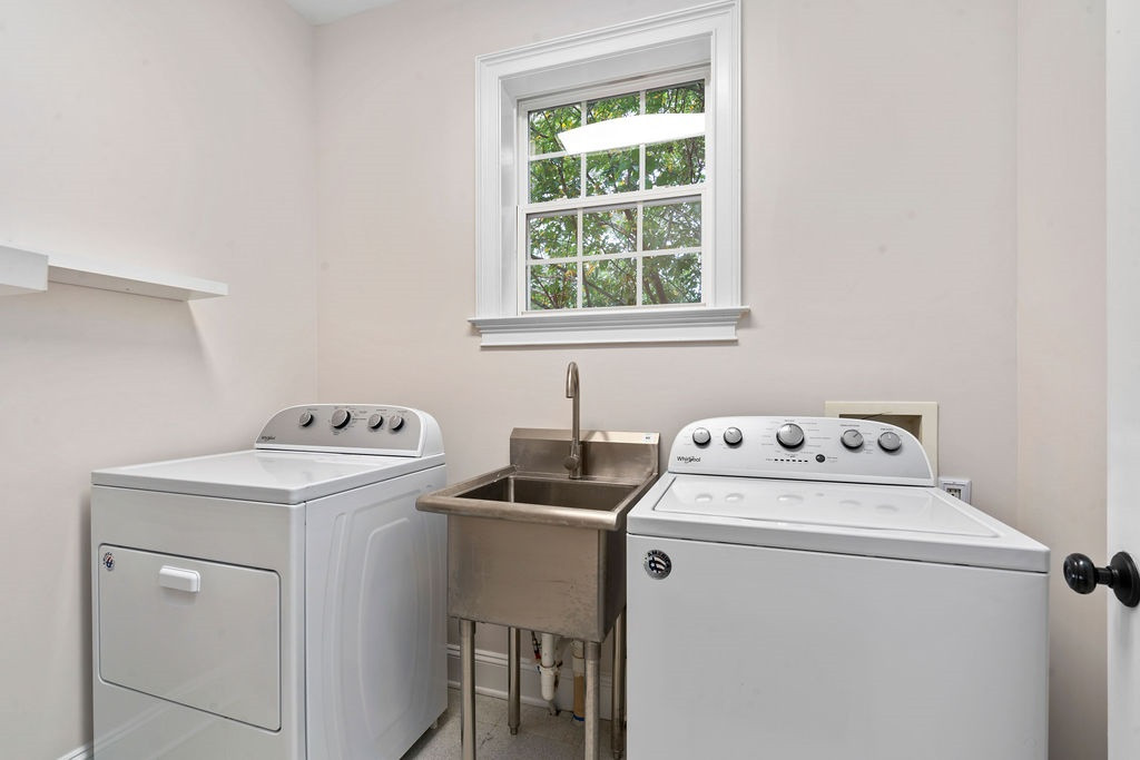 8302 Rue Cassini Court Raleigh, NC 27615 - Photo 12 of 27 Laundry