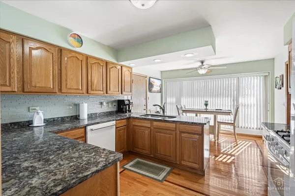 $634,000 | 462 Mulberry Lane, Wood Dale, IL 60191