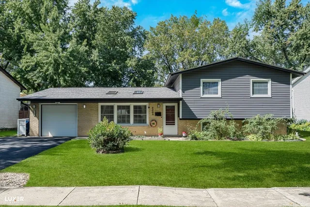 $409,000 | 6908 Orchard Lane, Hanover Park, IL 60133