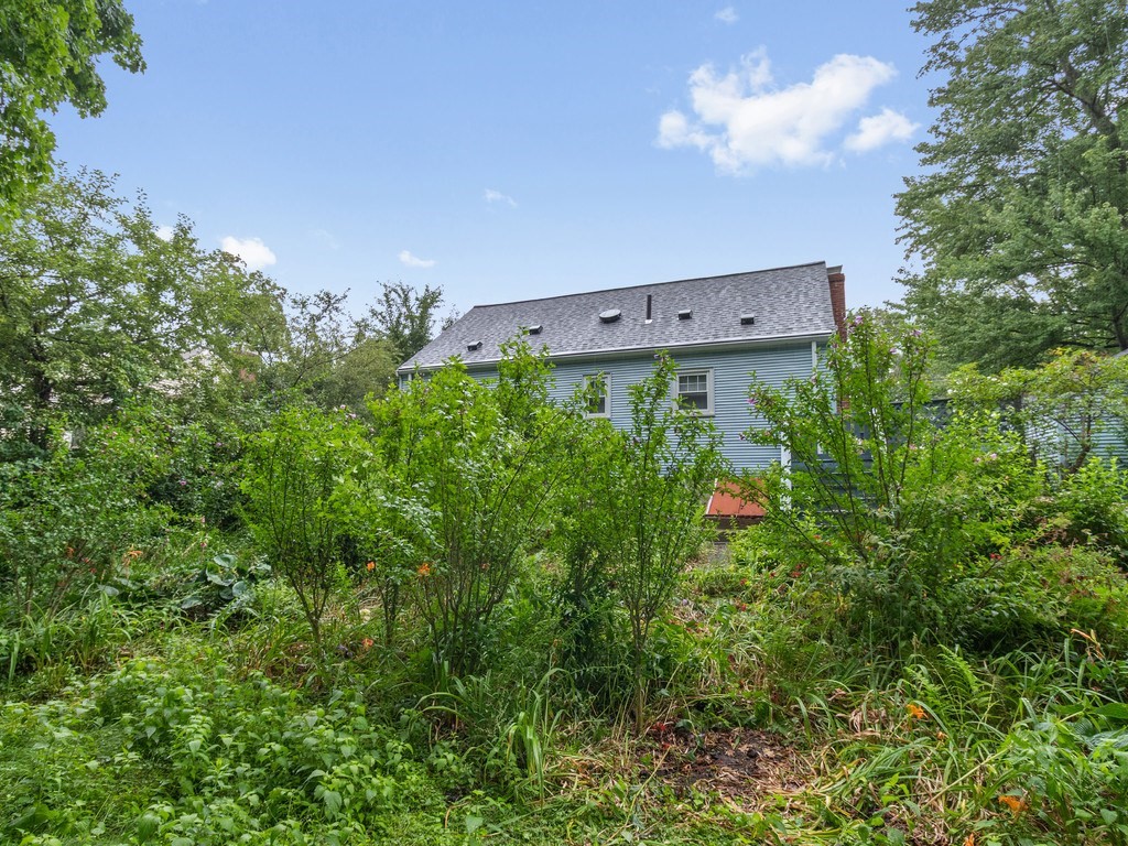 71 Farnum Road Waltham, MA 02453 - Photo 31 of 36 Gallery Image 31